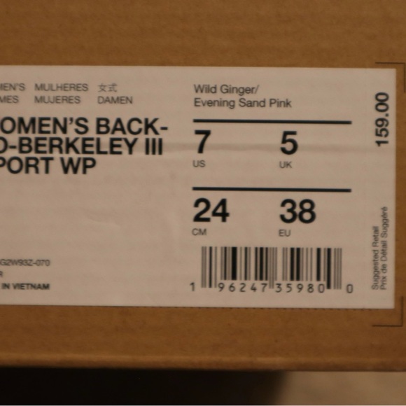 The North Face Women's Back-To-Berkeley III Sport Waterproof Boots - Picture 7 of 7
